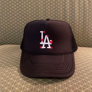 Black trucker hat mesh snap back